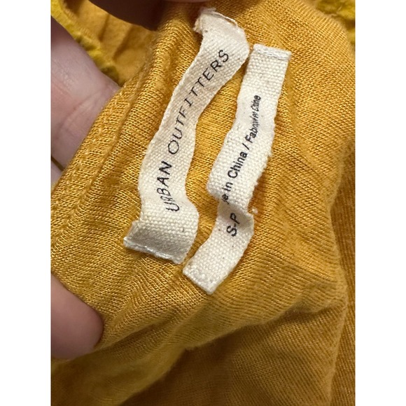 Urban Outfitters yellow floral strapless crop top size small - Picture 3 of 7